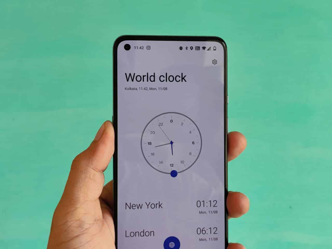 OxygenOS 12 latest Clock app v7.0.51 for Oneplus Smartphones