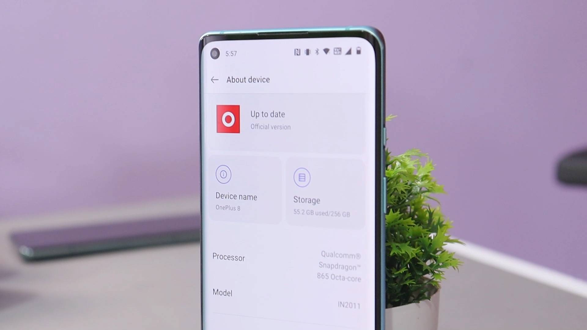 For the OnePlus 9R, OnePlus 8T, and OnePlus 8 series, OnePlus releases OxygenOS 12.1 C.35
